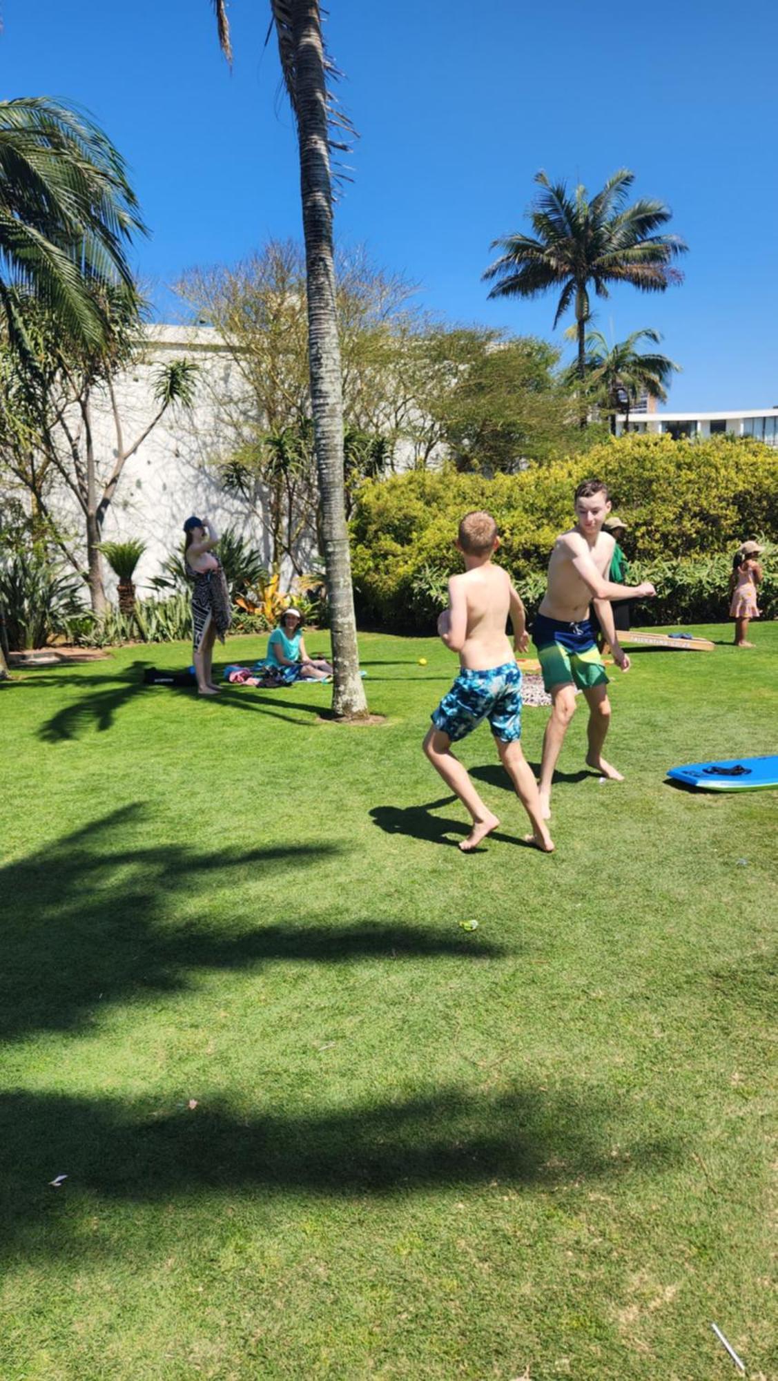 Umhlanga Breakers Resort 다반 외부 사진