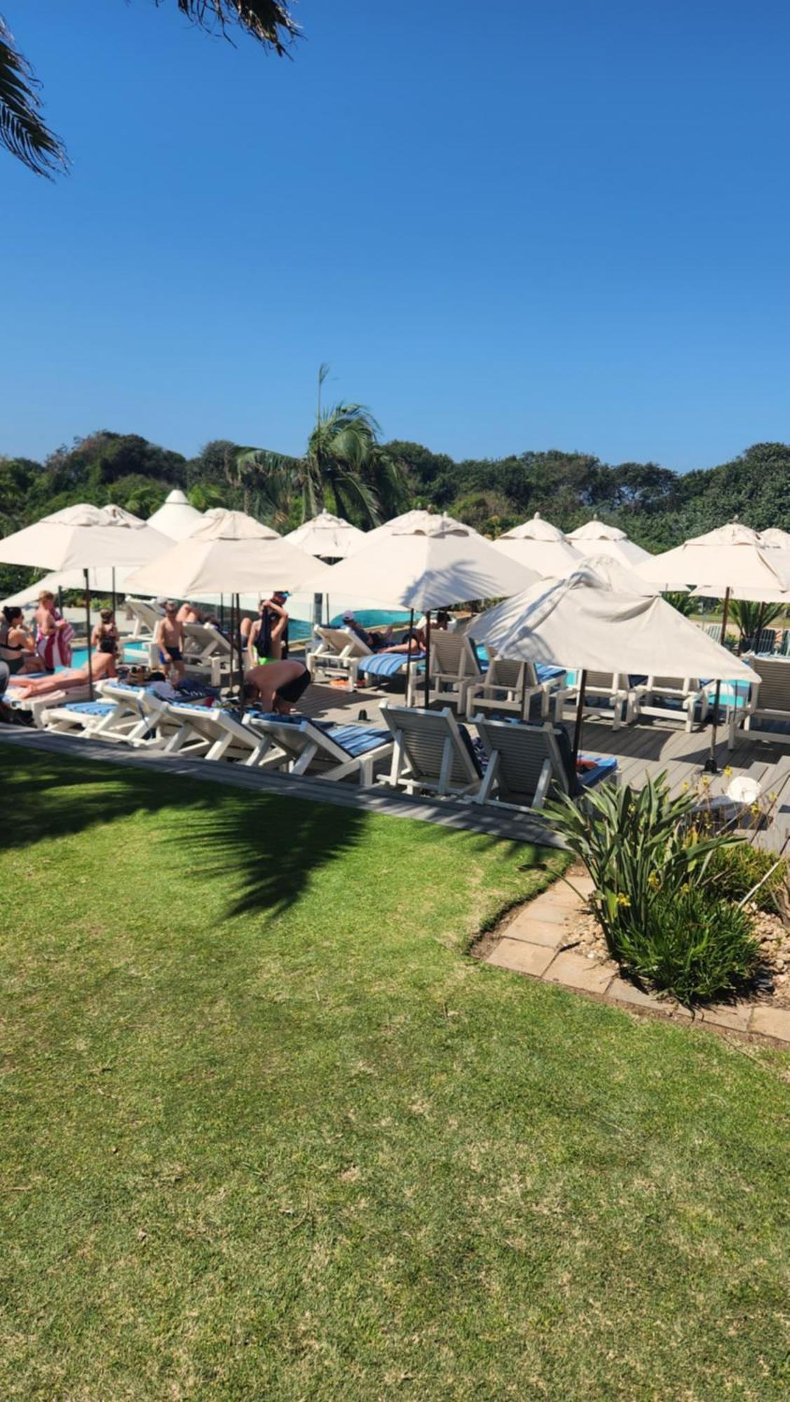 Umhlanga Breakers Resort 다반 외부 사진